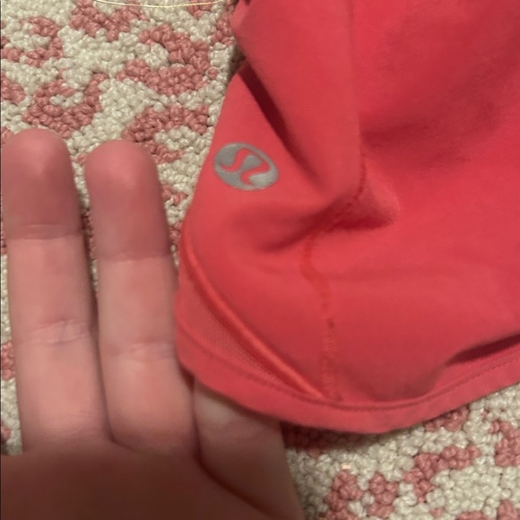 Lululemon - Picture 2 of 2